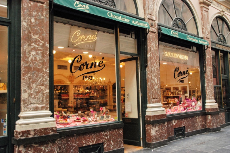 patisserie-PIGNANS-min_chocolate_chocolaterie_shop_luxury_chic_gallery_brussels_belgium-558146